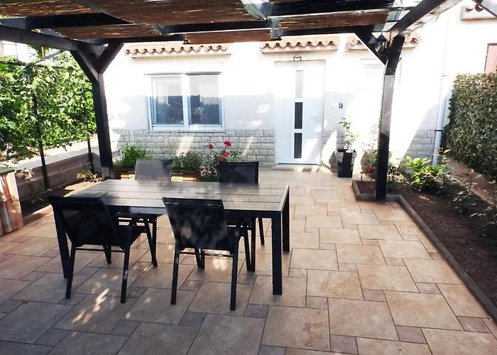 Apartment Lu, Stinjan - Pula