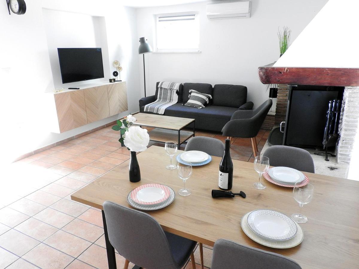 Lu, Stinjan - Apartment Pula